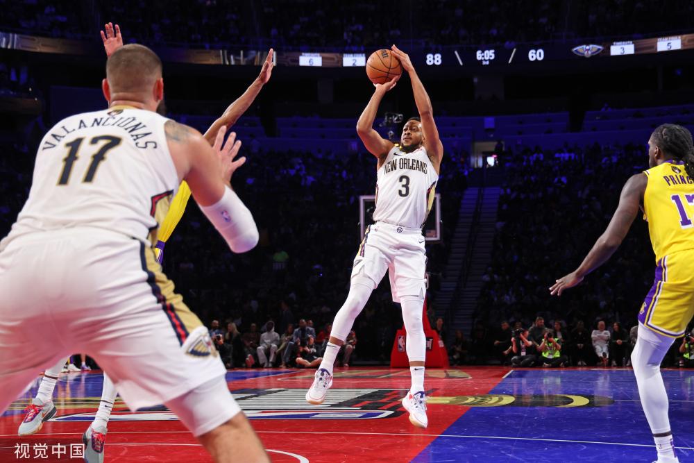 接近他们的 接近他们的