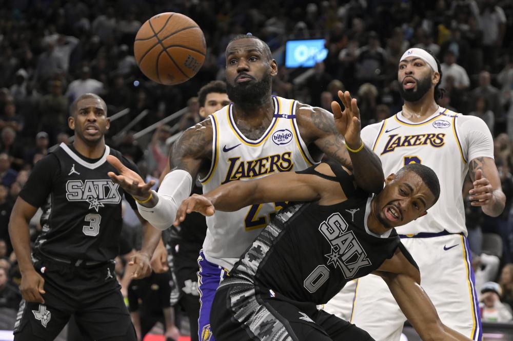 也为巴尔加 也为巴尔加