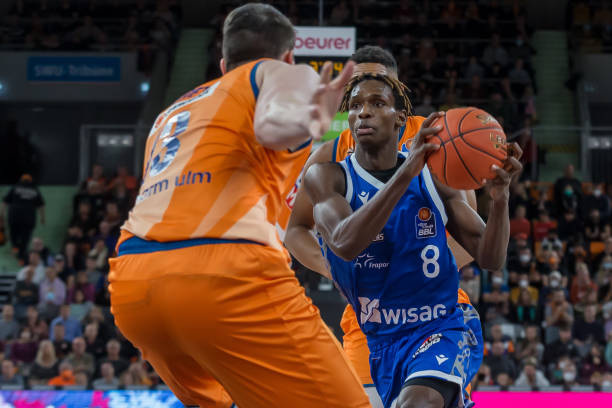 斯卢茨基对 斯卢茨基对