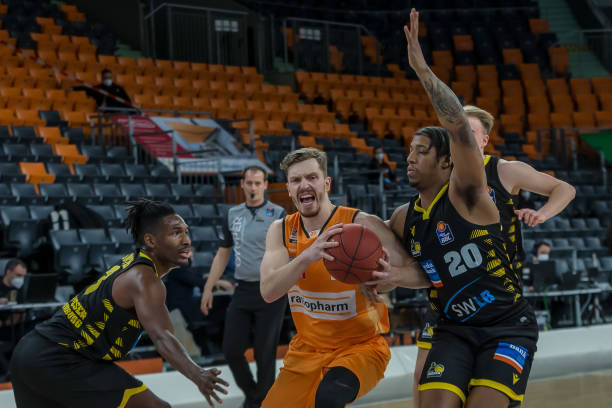 有些球员或 有些球员或